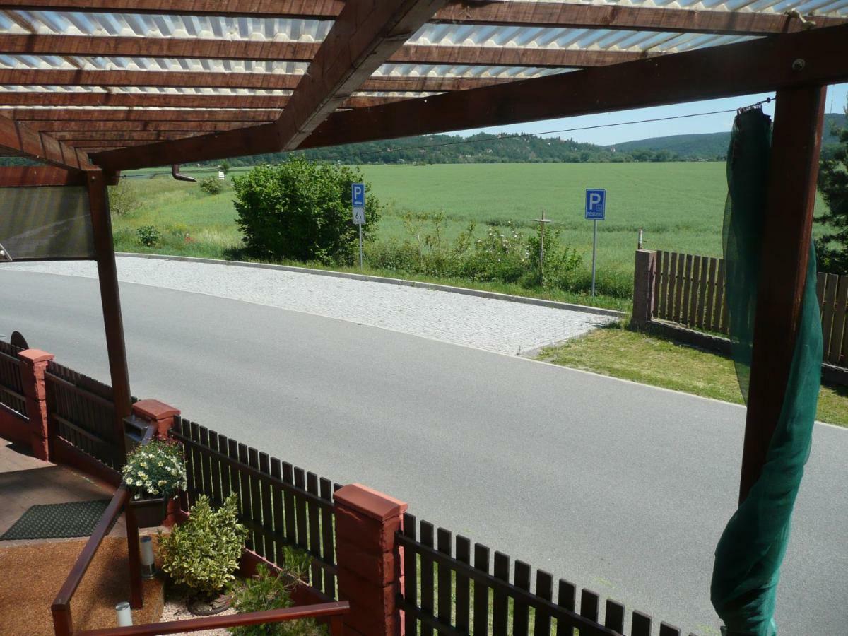 Penzion U Tulaka Dobřichovice Exterior foto