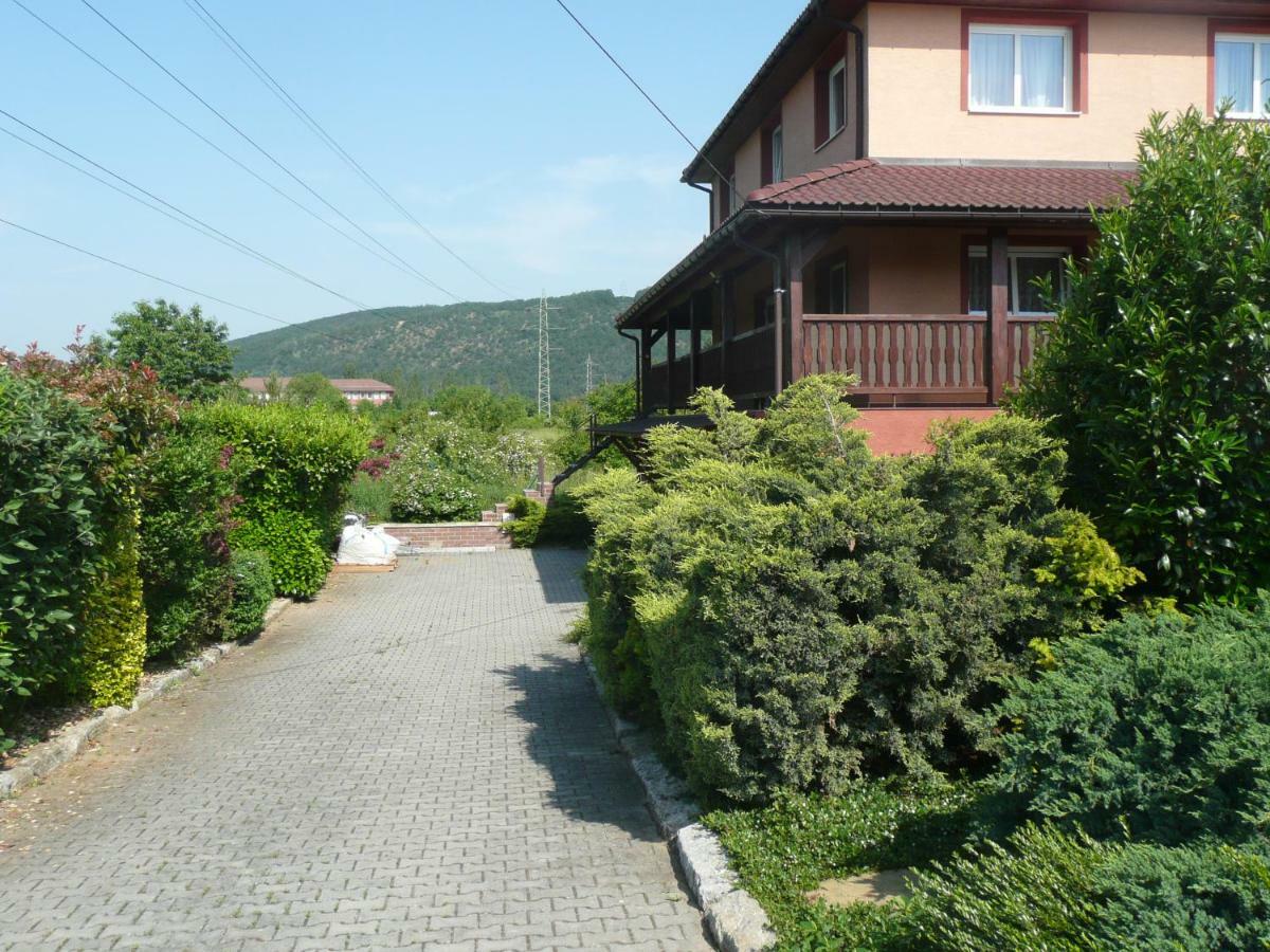Penzion U Tulaka Dobřichovice Exterior foto